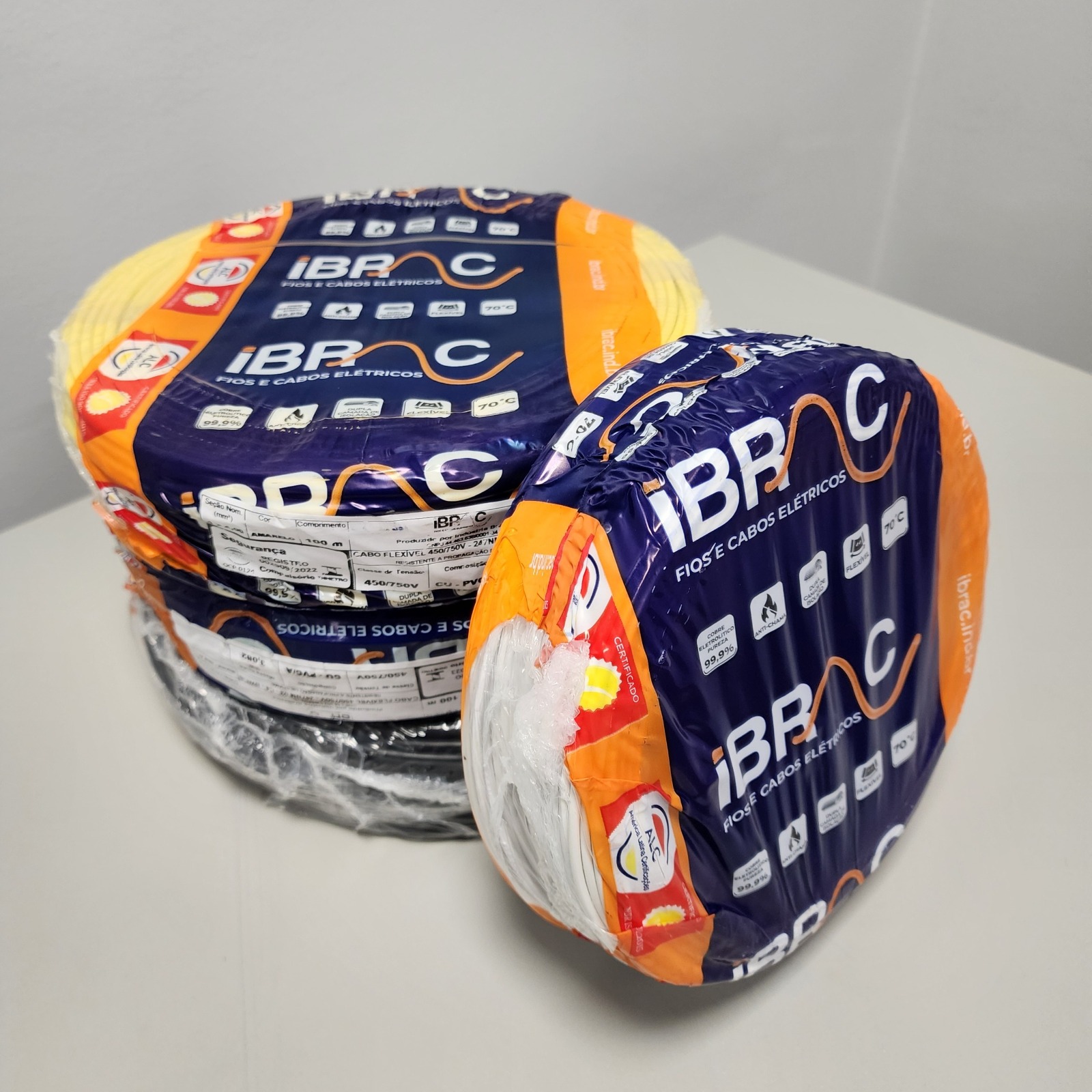 Logo da empresa IBRAC INDUSTRIA BRASILEIRA DE CONDUTORES LTDA