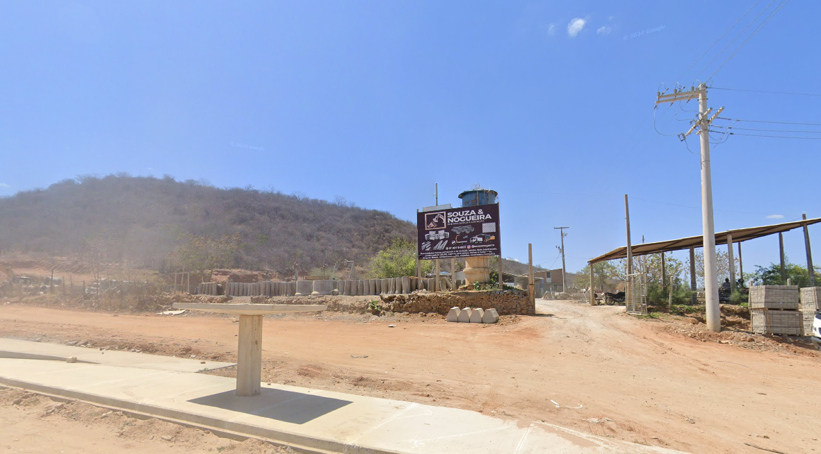 Logo da empresa SOUZA & NOGUEIRA CONSTRUCOES LTDA