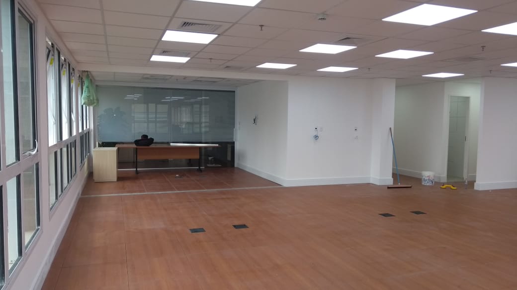 Item Salas e Lajes Corporativas