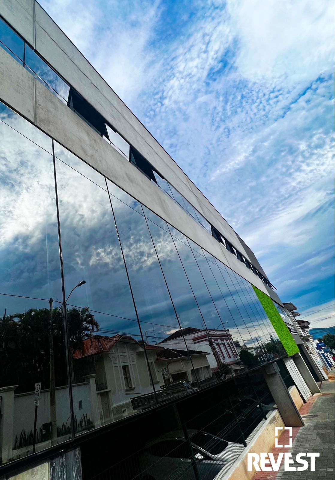 Item FACHADA PELE DE VIDRO STRUCTURAL GLAZZING