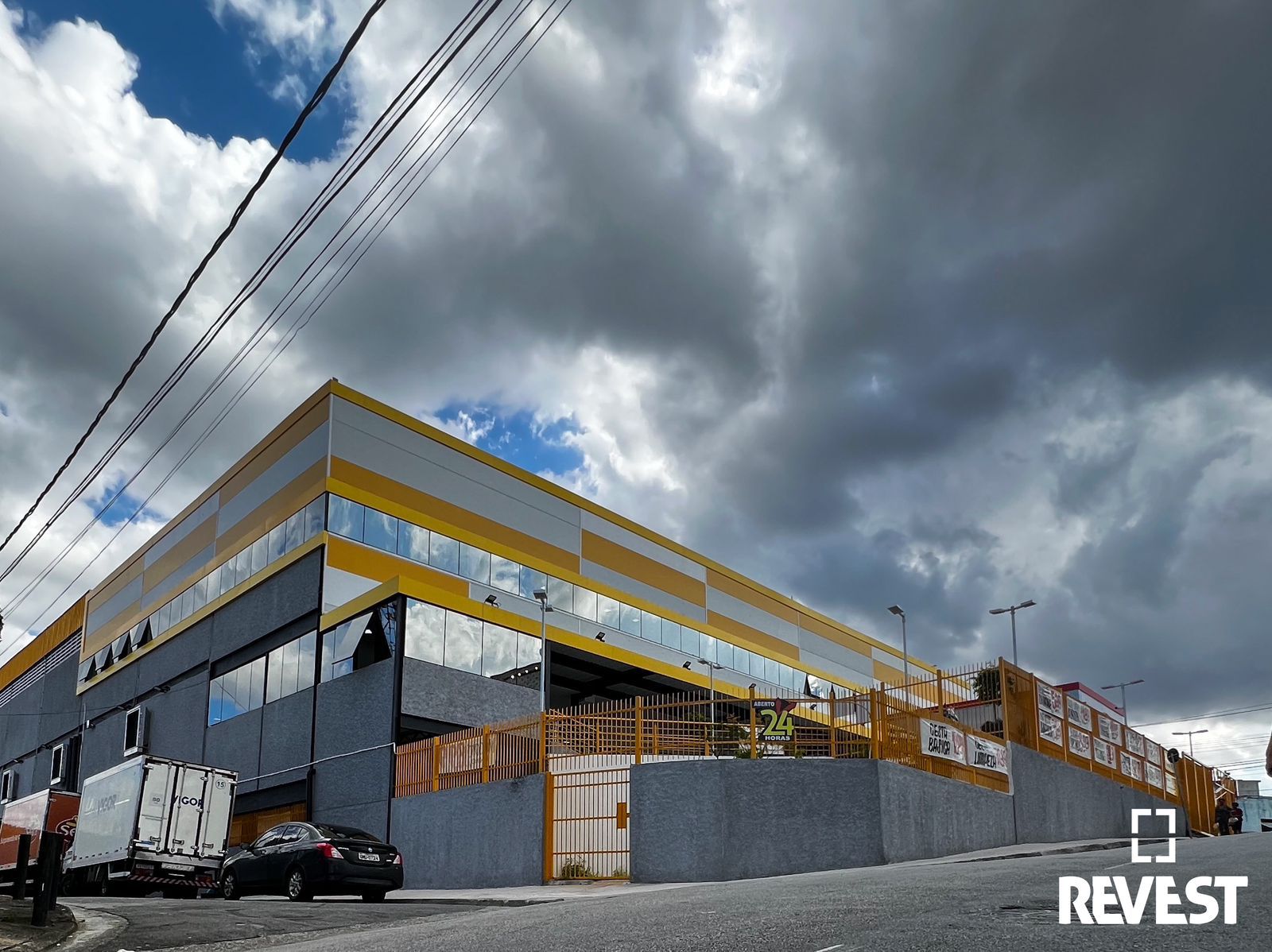 Item FACHADA PELE DE VIDRO STRUCTURAL GLAZZING