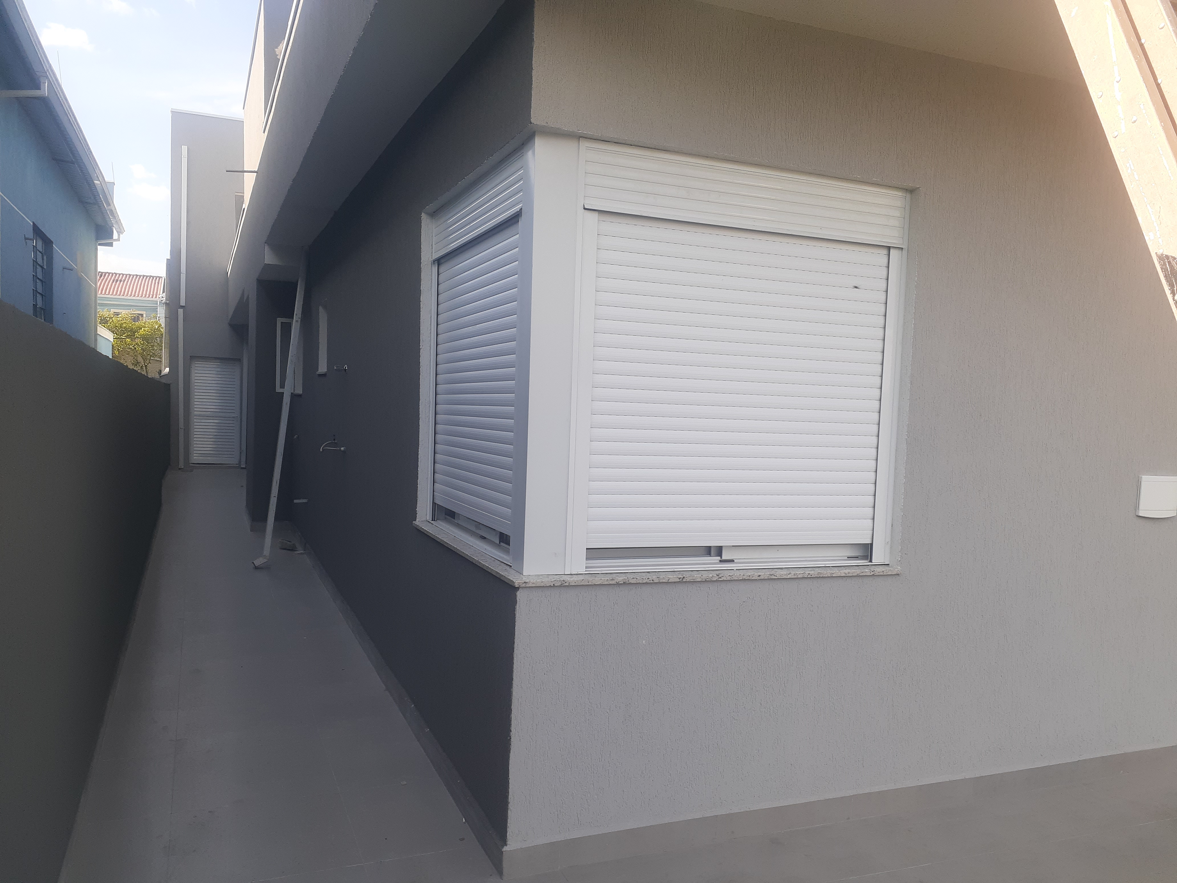 Item Portas e Janelas com Persiana Integrada