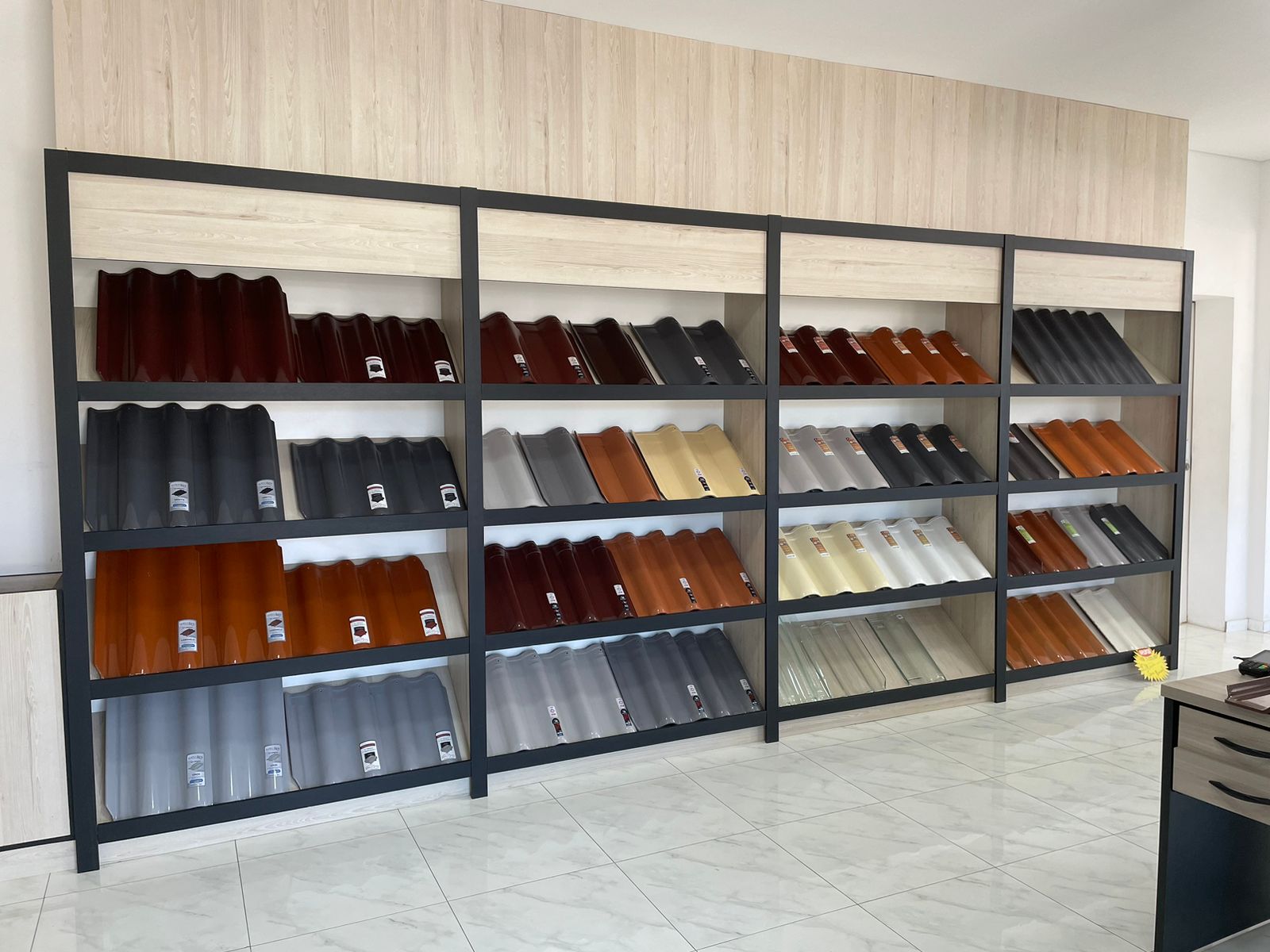 Item TELHAS CERÂMICAS