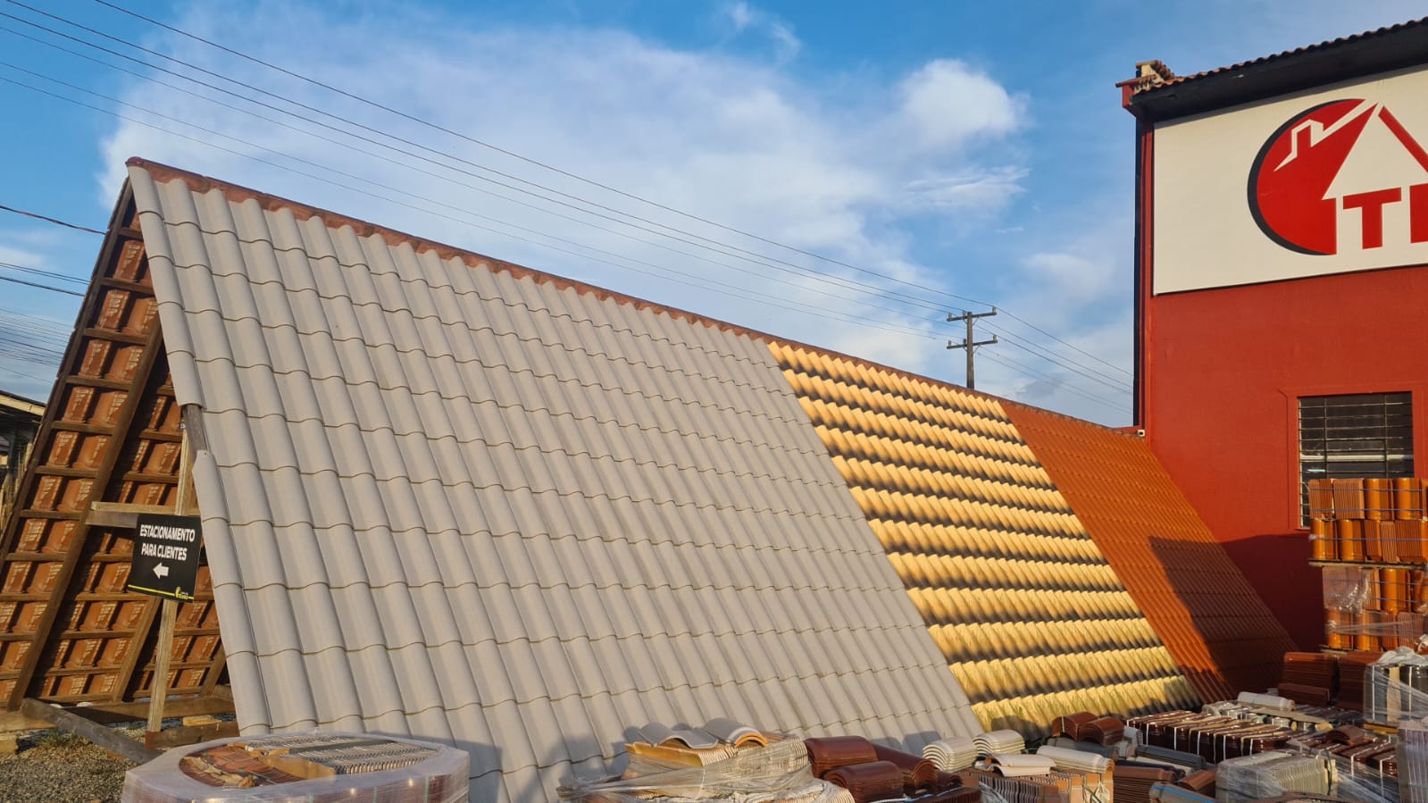 Item TELHAS CERÂMICAS