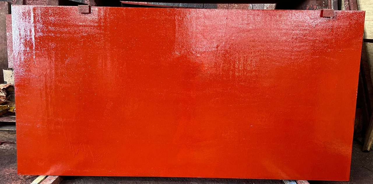 Item FABRICANTE E FORNECEDORA DE MADEIRITE(CHAPA COMPENSADA NAVAL)