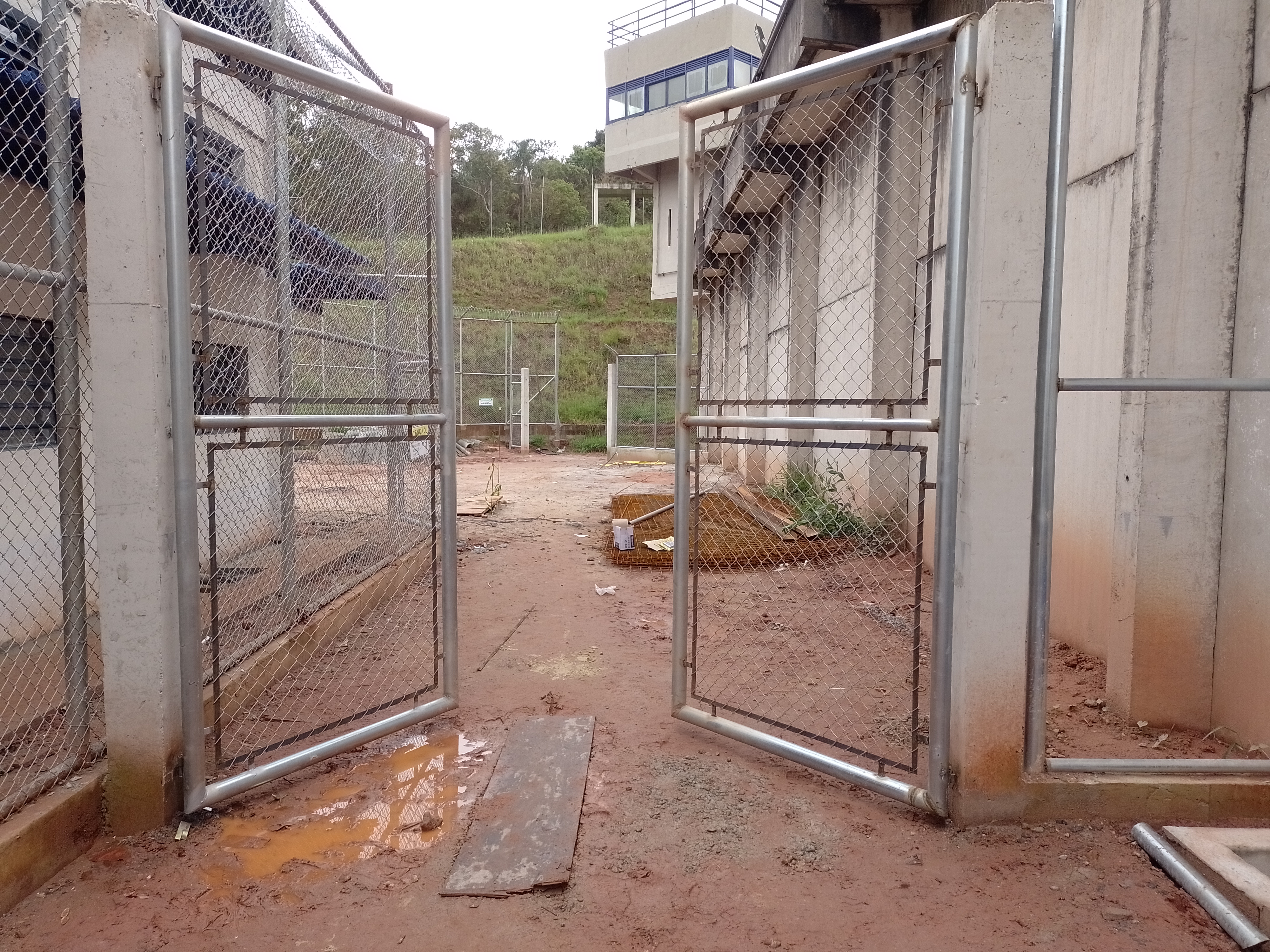 Item alambrado do CDP de itapecerica da serra