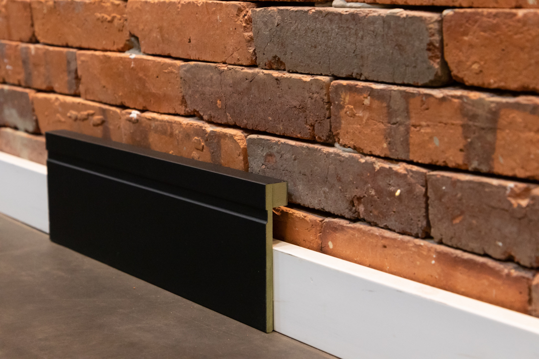 Item Rodapés de Sobrepor