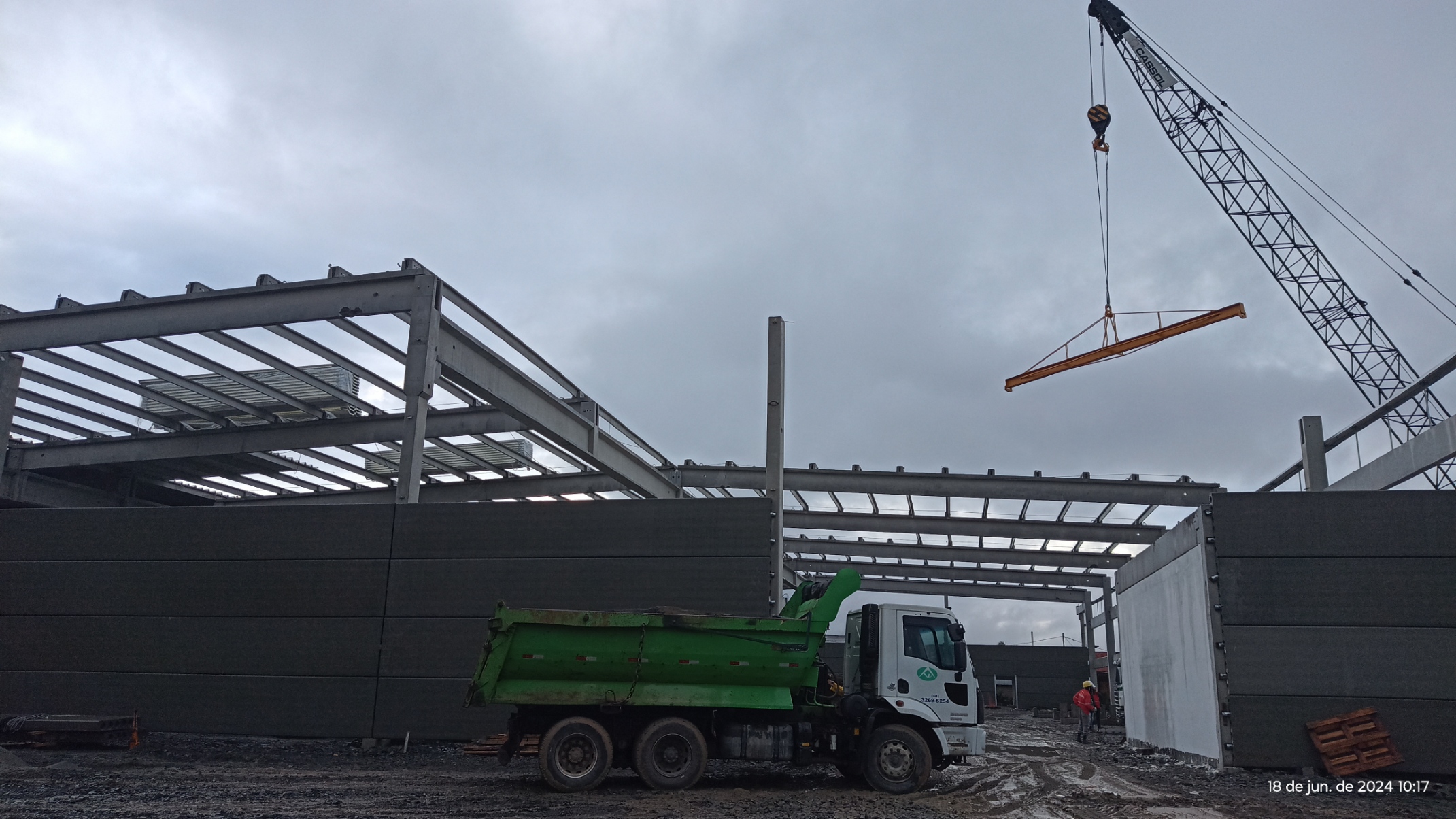 Item Telha superior trapézio 100/950 + pir 50mm+ telha inferior tp100/950