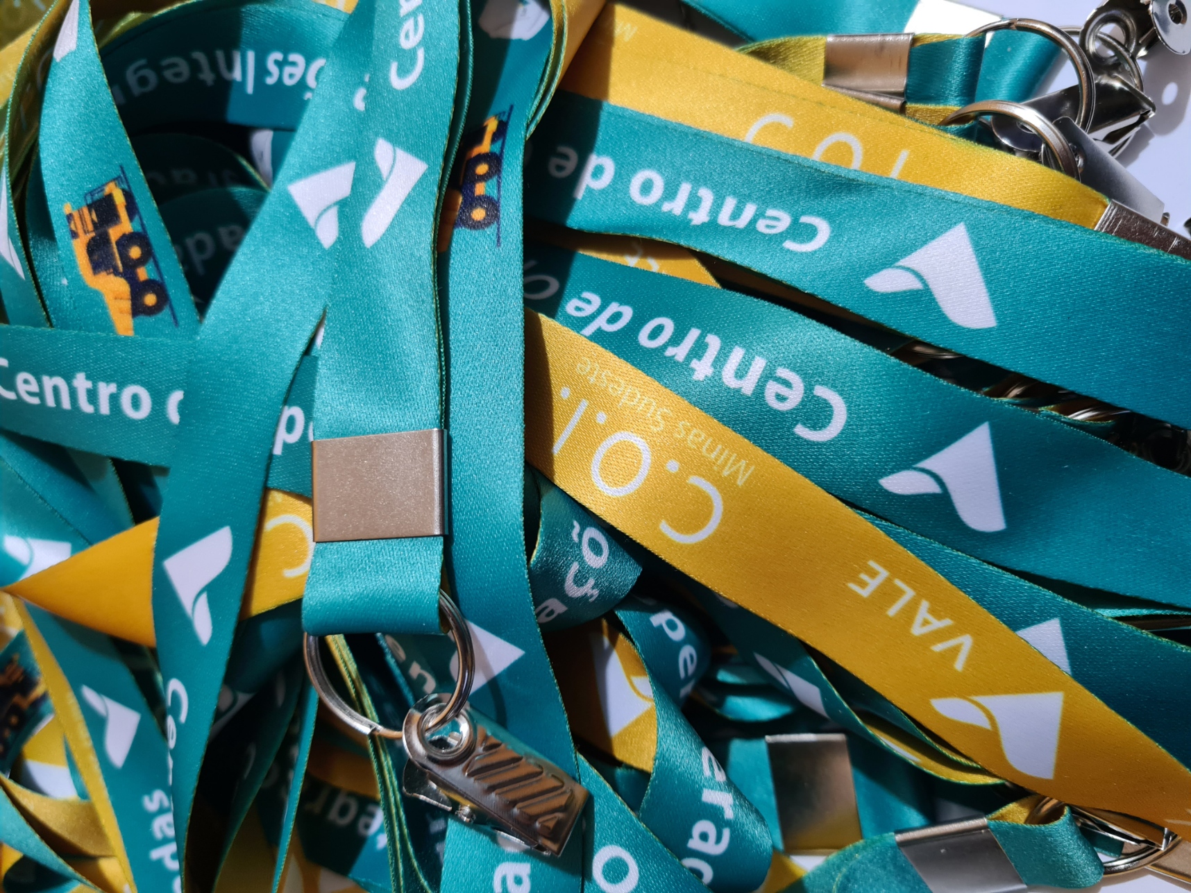 Item Crachás e Cordões personalizados