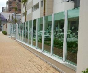 Item Manutenção em Vidro temperado