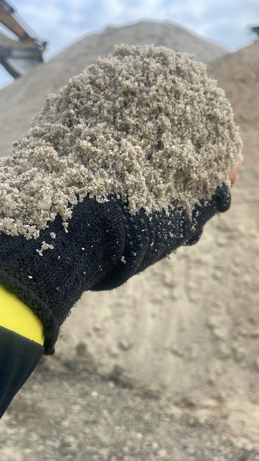 Item Santa Obra. Material de construção