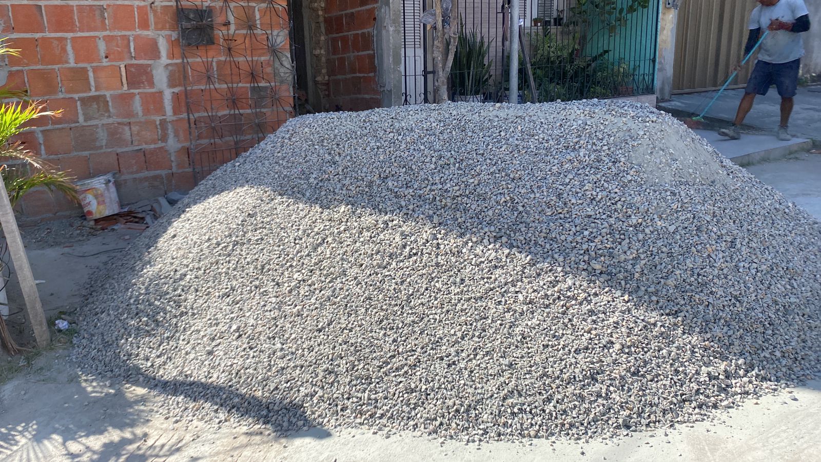 Item Santa Obra. Material de construção