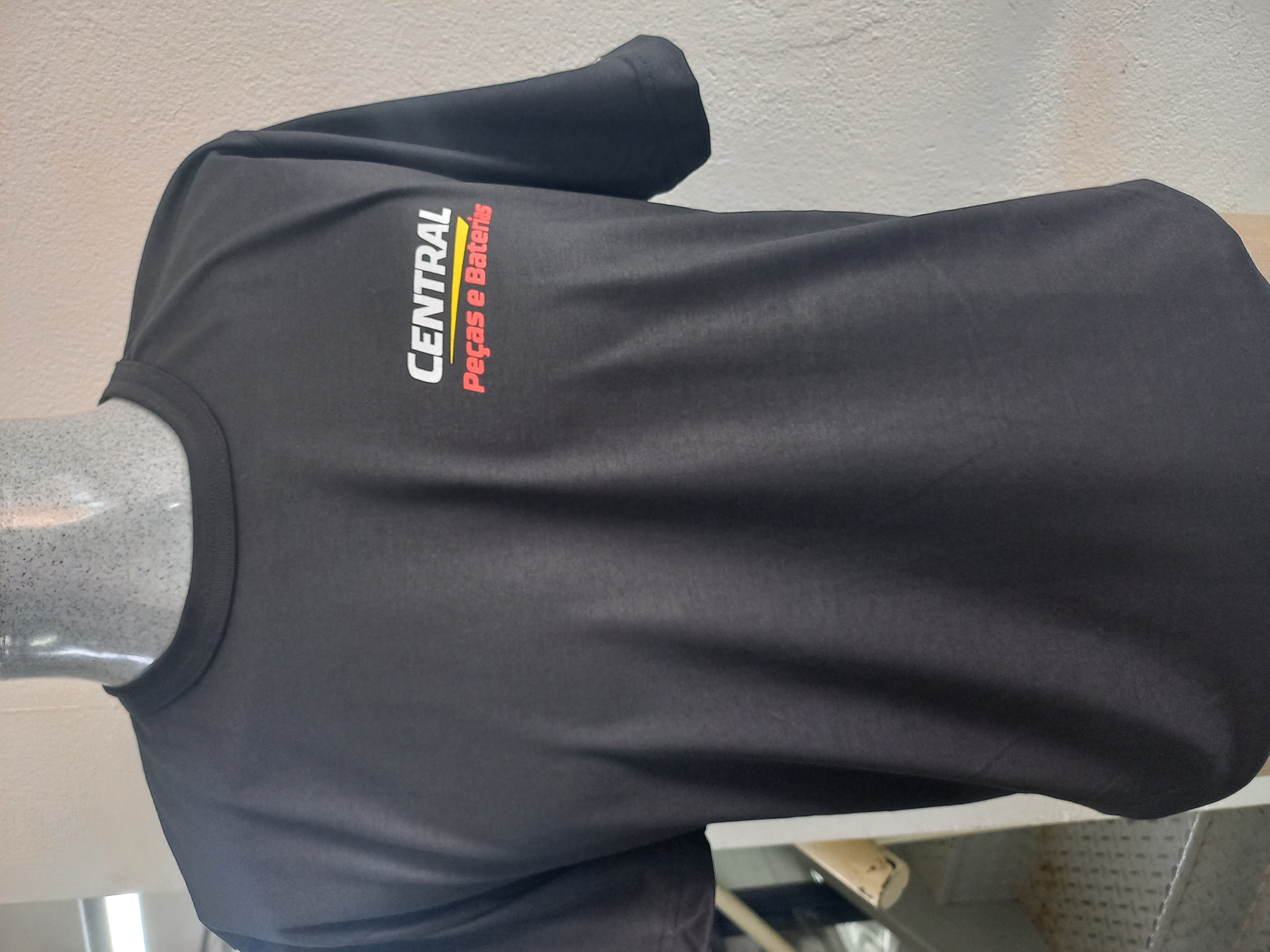 Item Camisetas básico