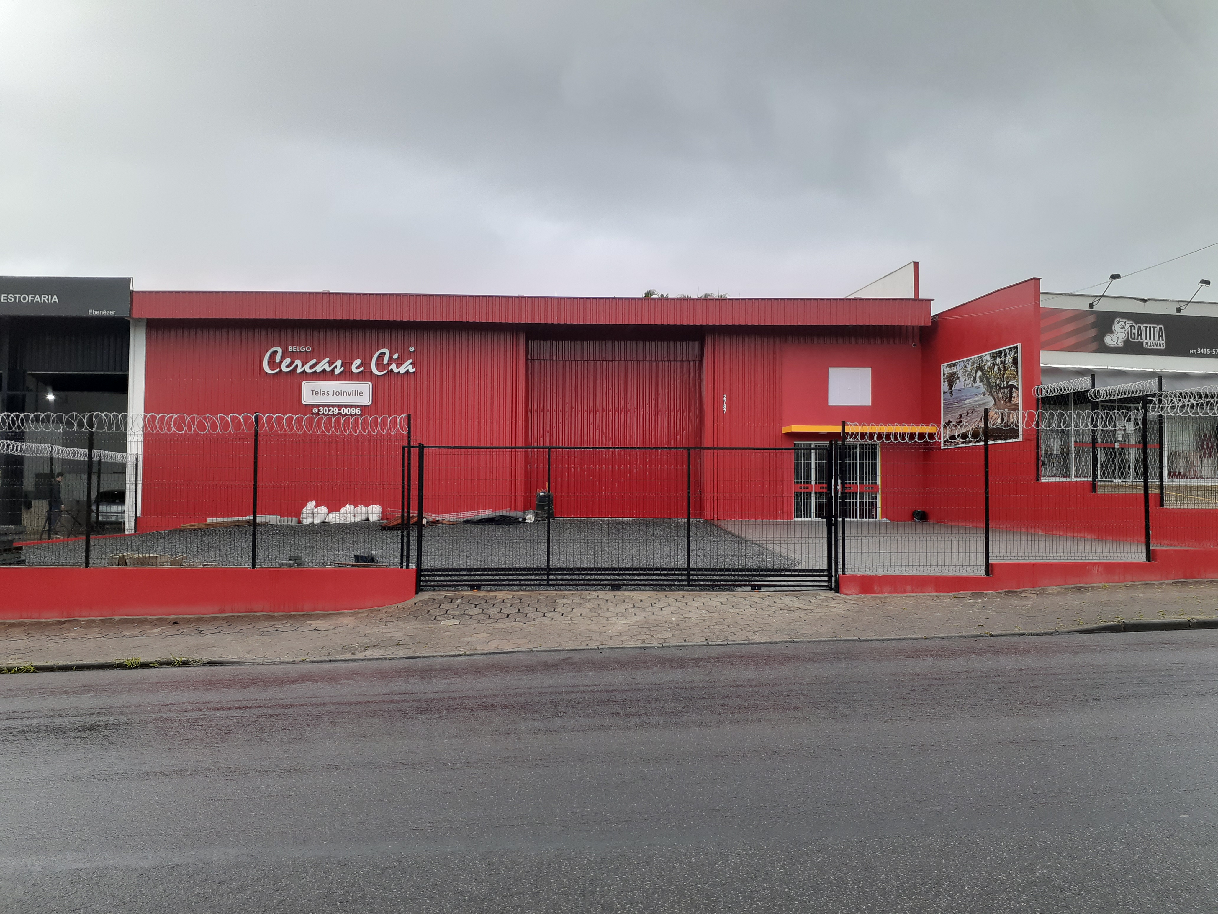 Item Portões de correr - Telas Joinville