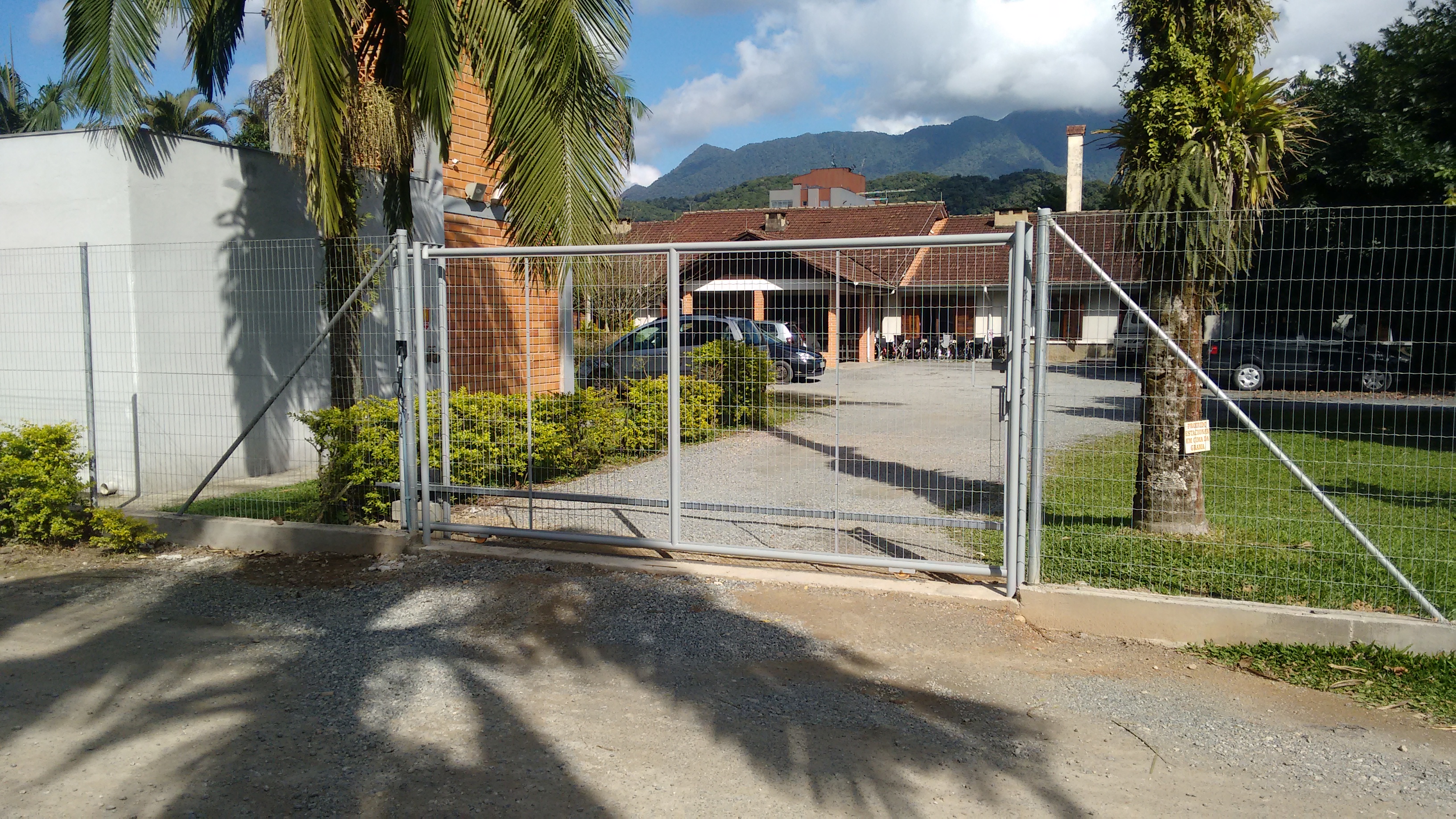 Item Portões de correr - Telas Joinville