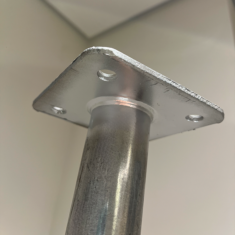 Item ESCORA METALICA COM ALTURA AJUSTAVEL 3200-6000MM ACABAMENTO SUPERFICIE GALVANIZADO