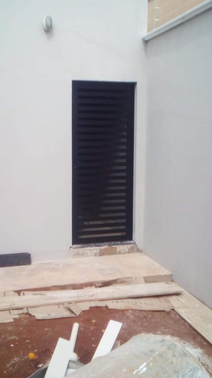 Item Portas e Portoes