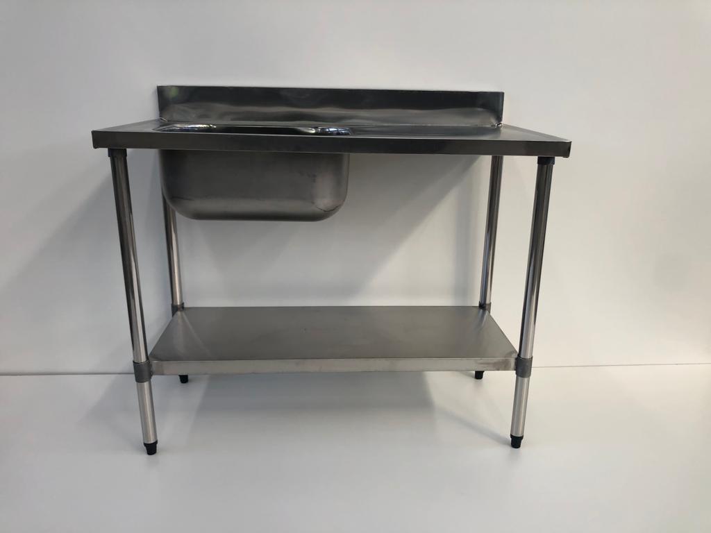 Item BANCADAS EM INOX