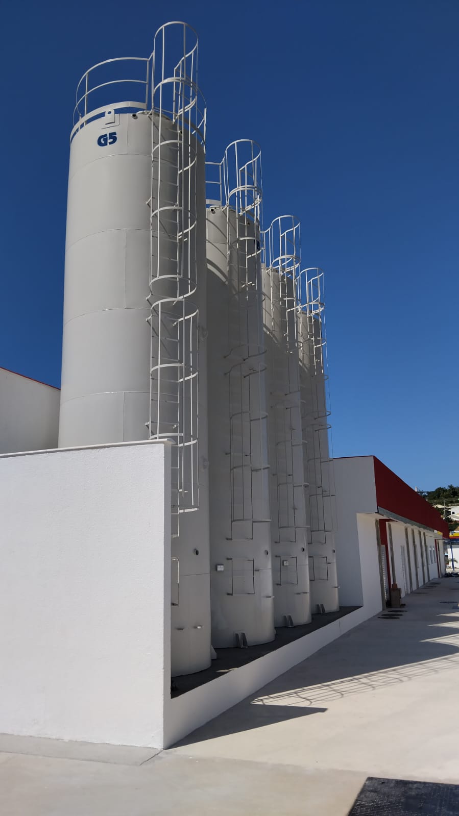 Item Reservatório Tubular