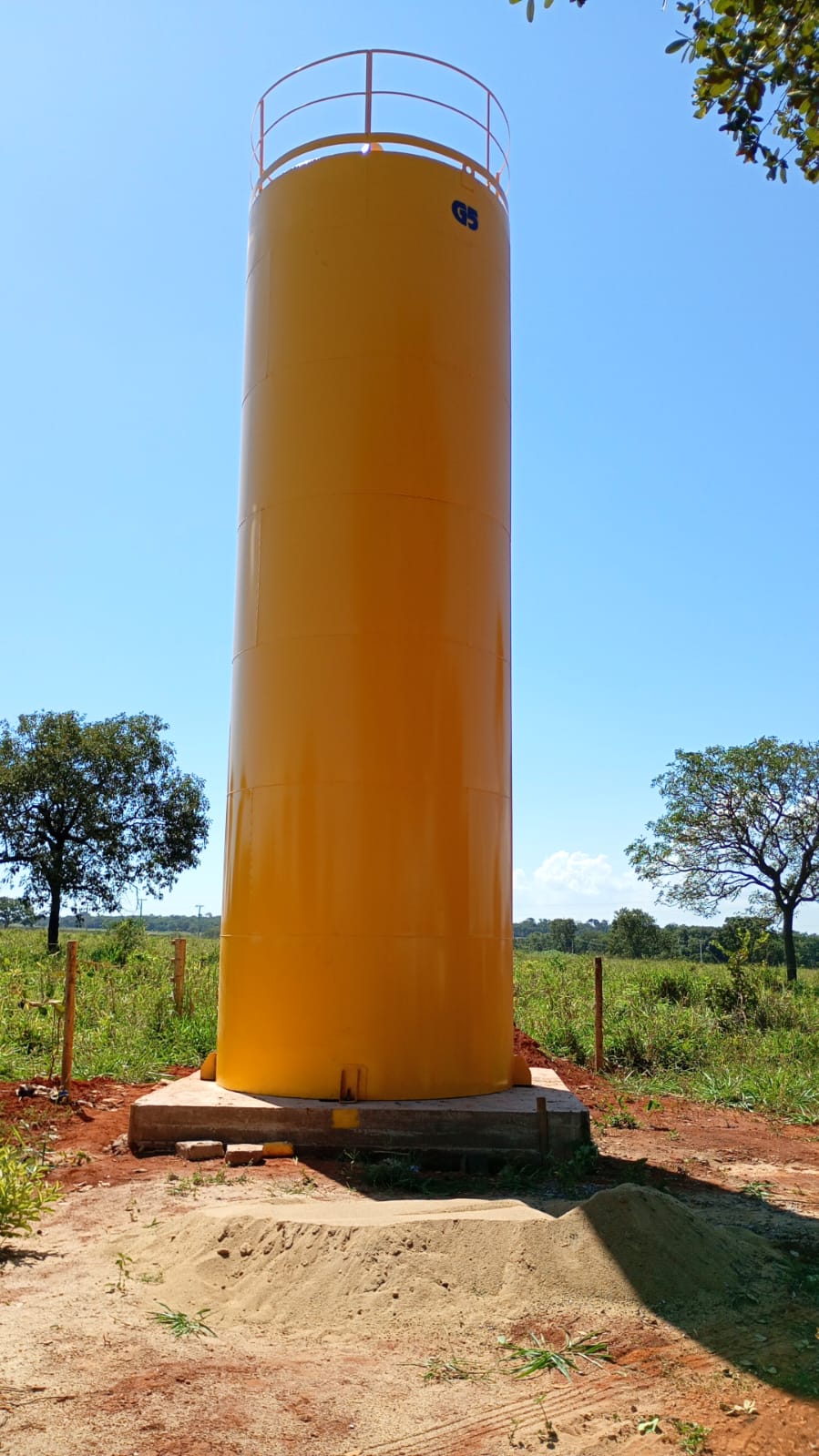 Item Reservatório Tubular